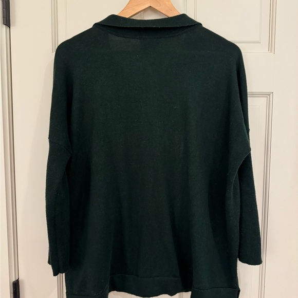 Tuckernuck Women's Green Collared Sweater - Picture 7 of 7